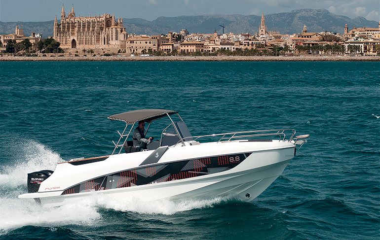 Bénéteau Flyer 8.8 SPACEdeck