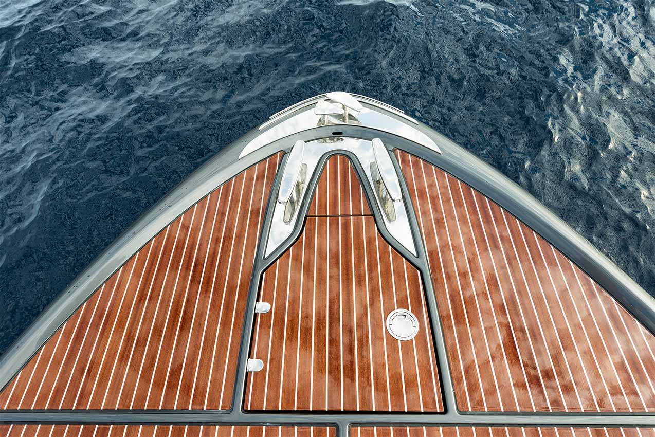 come fare manutenzione ad un ponte in teak