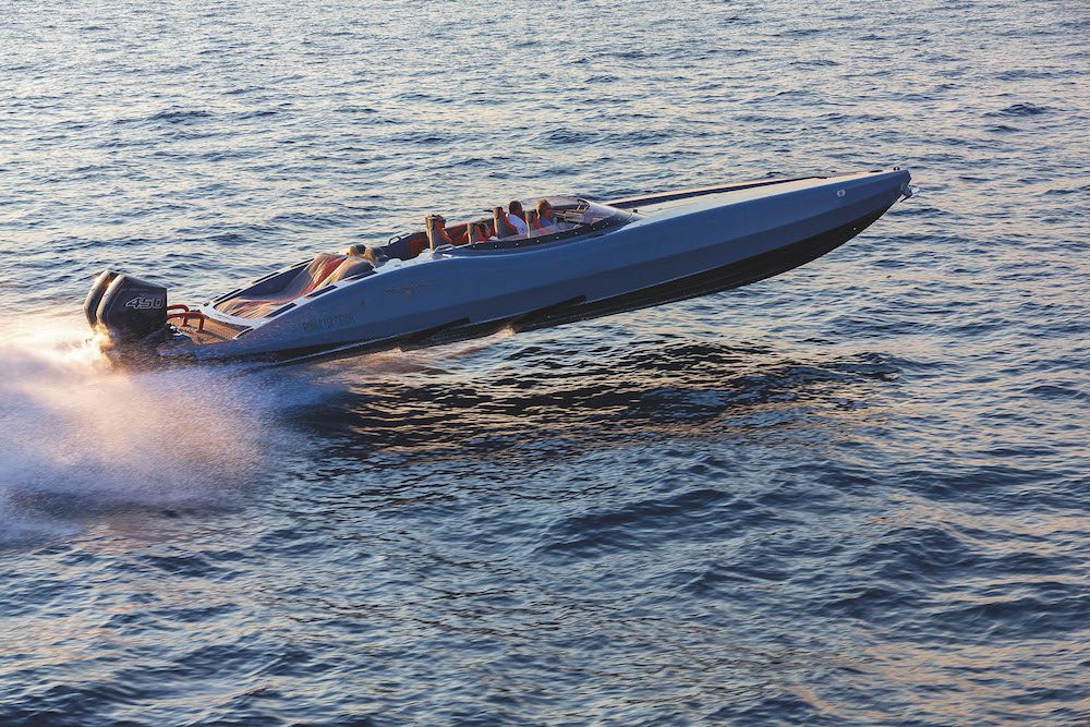 Canados Gladiator 411 Carbon Series