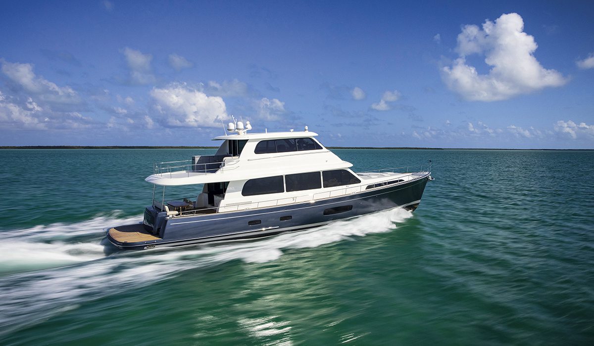 Grand Banks GB85 - Skylounge