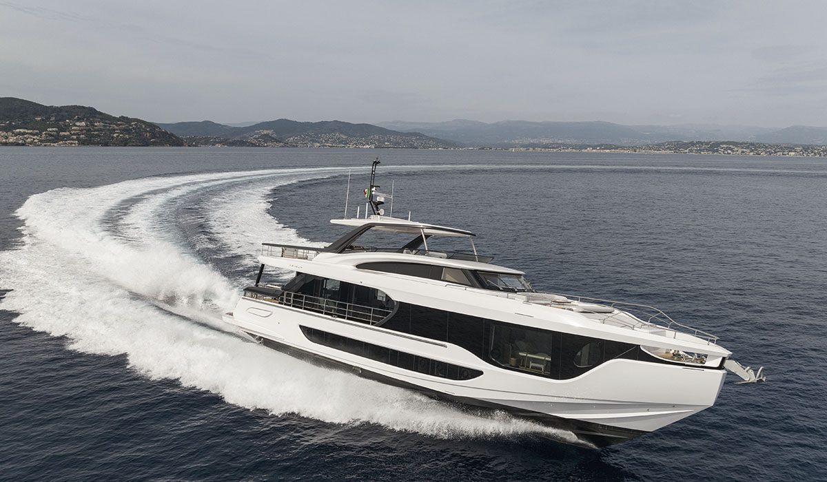 Azimut Grande 26M