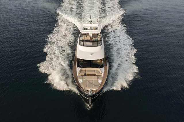 Azimut Magellano 60