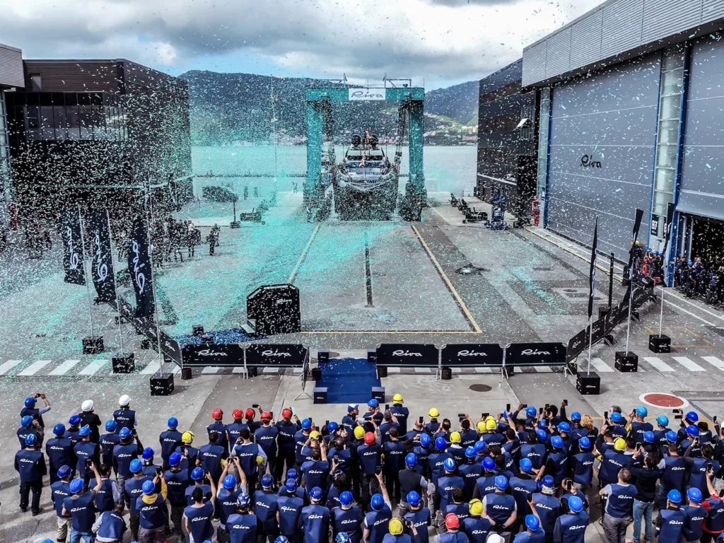 Questa mattina è stato ufficialmente inaugurato il cantiere Riva del Gruppo Ferretti a La Spezia, a seguito di una completa ristrutturazione.