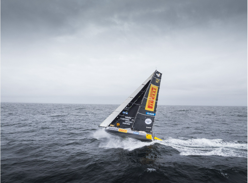 Ambrogio Beccaria trionfa nella leggendaria The Transat CIC 2024 a bordo di "Alla Grande - Pirelli", navigando con maestria attraverso gli oceani in una battaglia epica