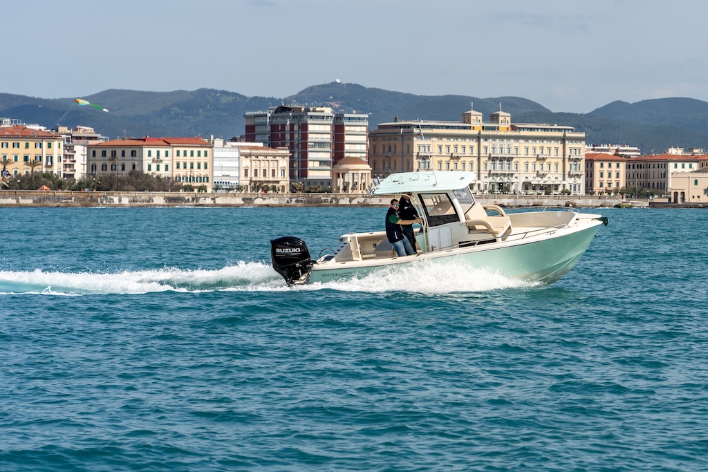 Tuccoli NautiRent, la formula di noleggio a lungo termine senza obbligo di acquisto. Con assistenza completa, garanzia estesa e polizza kasko inclusa.