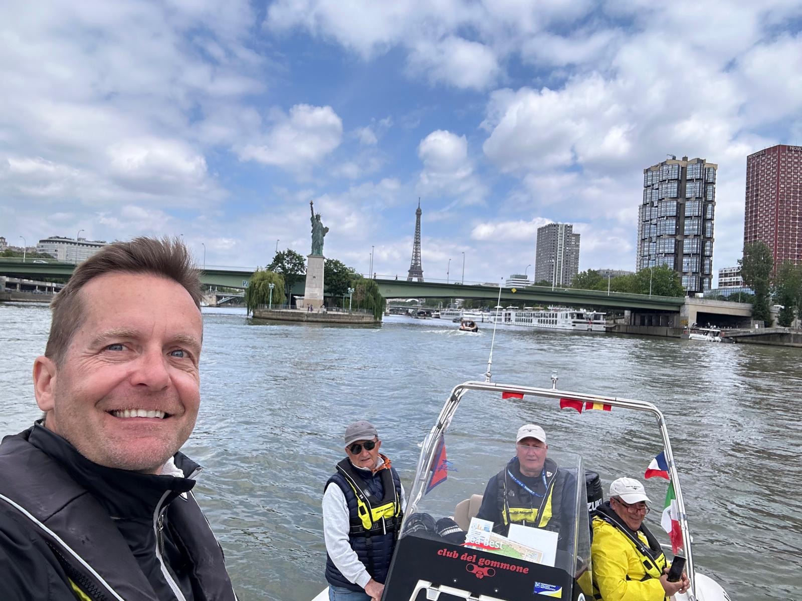 Scopri l'incredibile impresa del Club del Gommone di Milano con la "Missione Olimpiadi 2024", un raid organizzato con Nuova Jolly e Suzuki.
