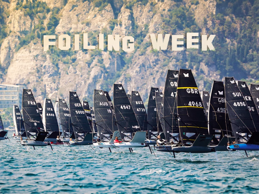 Unisciti alla Foiling Week 2024 sul Lago di Garda: regate, workshop, sostenibilità e tanto divertimento dal 24 al 30 giugno