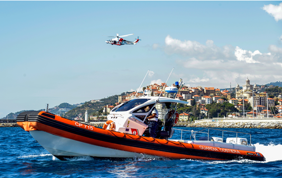 La Guardia Costiera lancia l'operazione "Mare e Laghi Sicuri 2024" per garantire la sicurezza estiva lungo coste e laghi italiani