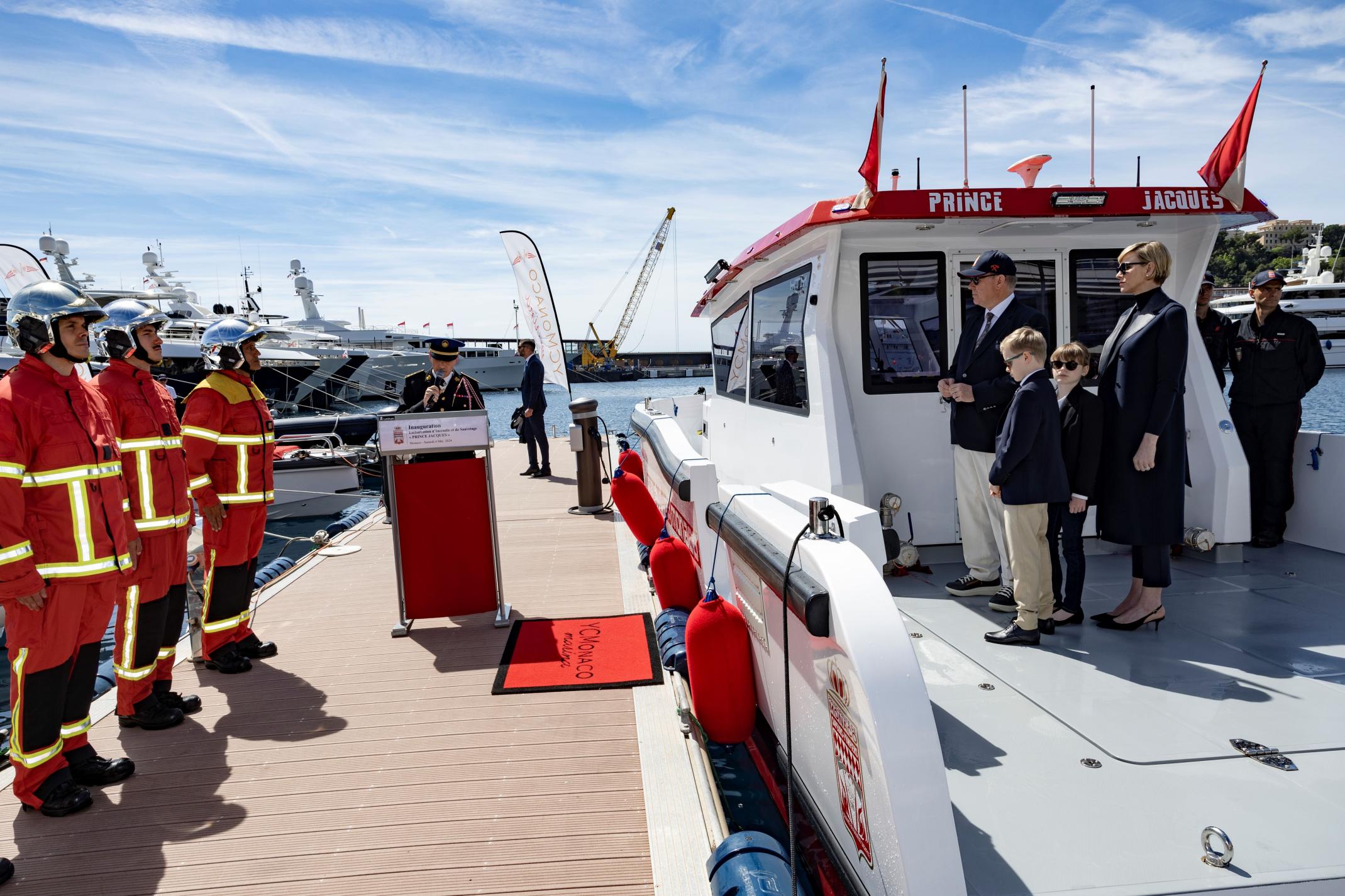 Inaugurata a Monaco la High Tech Marine "Prince Jacques", imbarcazione di salvataggio dei Vigili del Fuoco: tecnologia e sicurezza avanzate.
