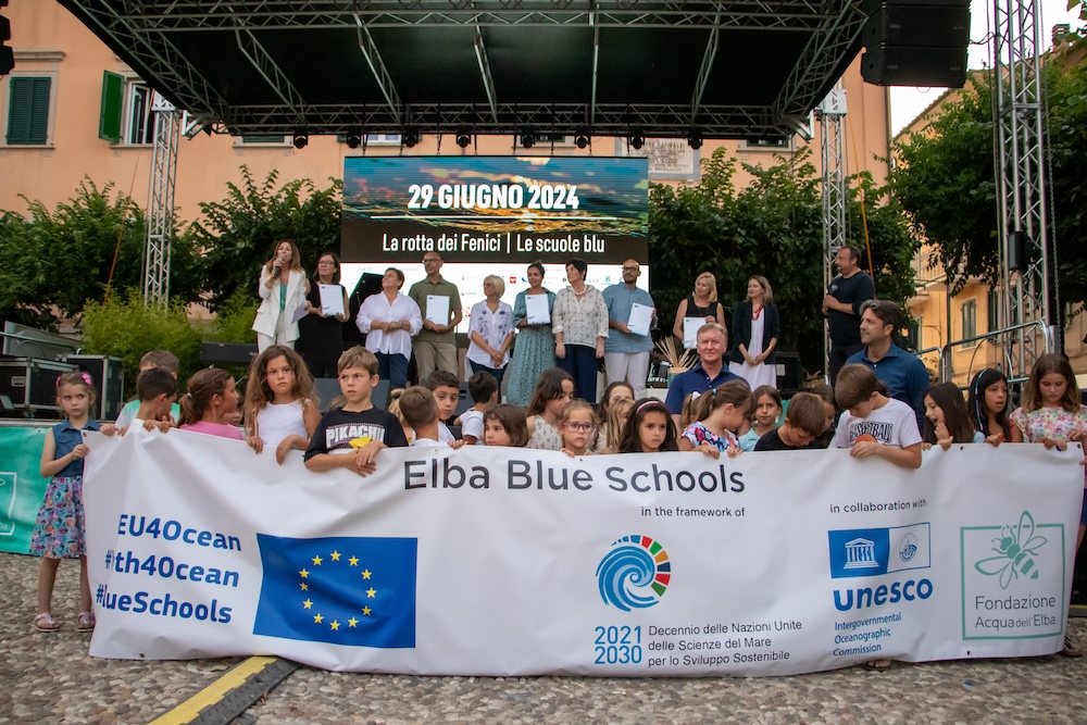 Isola d'Elba: prima in Europa con tutte le scuole certificate "Blue Schools". Educazione all'oceano per un futuro sostenibile.