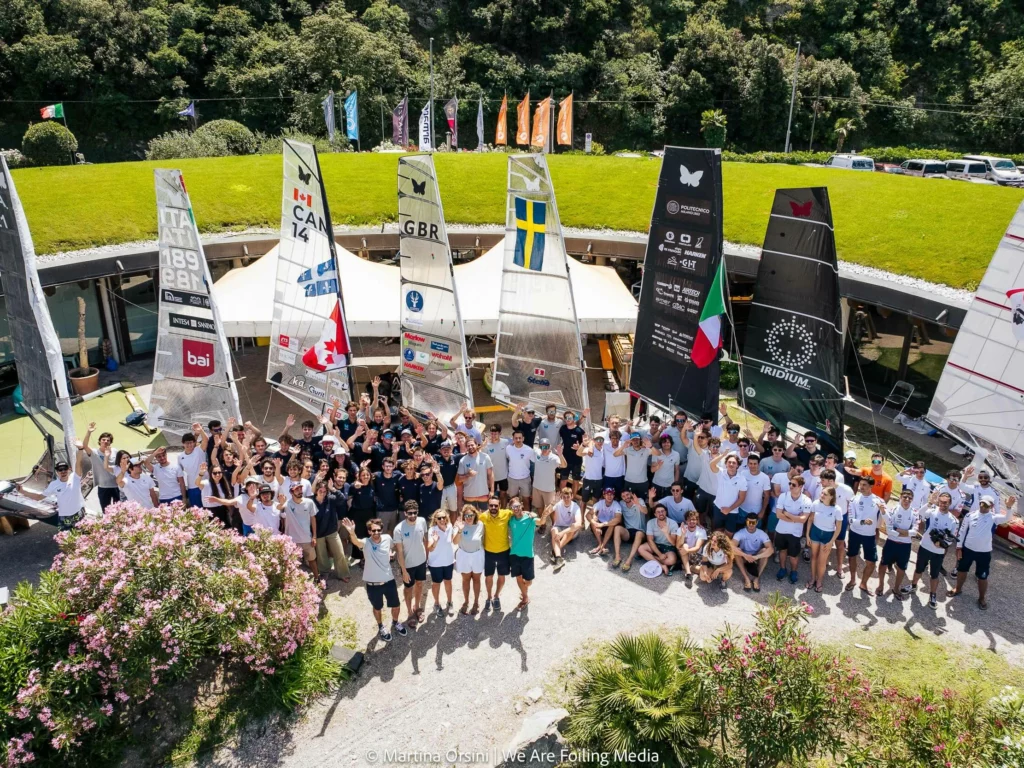 Trionfi, innovazione e sostenibilità alla Foiling Week 2024 sul Lago di Garda, evento di riferimento mondiale.