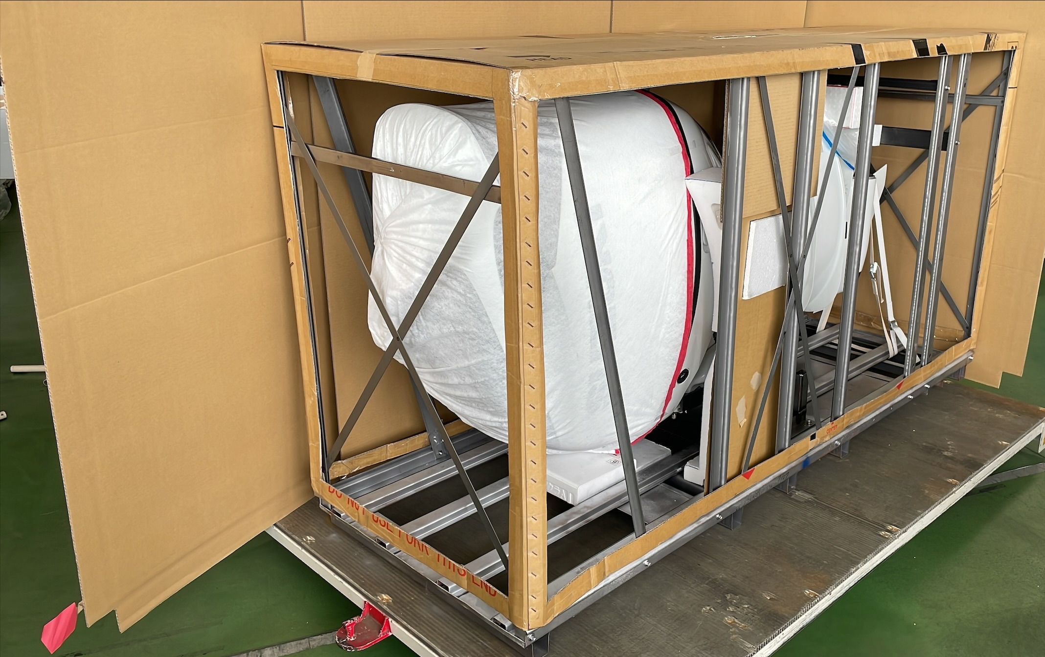 Suzuki riduce la plastica negli imballaggi dei fuoribordo con Green Planet TM, un materiale ecologico innovativo.