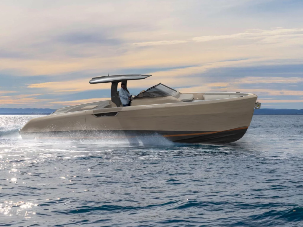 Bellini Yacht presenta l'Astor 36 al Cannes Yachting Festival 2024: design elegante, funzionalità e prestazioni.