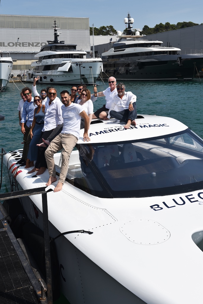Bluegame consegna la prima chase boat a idrogeno a zero emissioni ad American Magic per l'America’s Cup 2024.