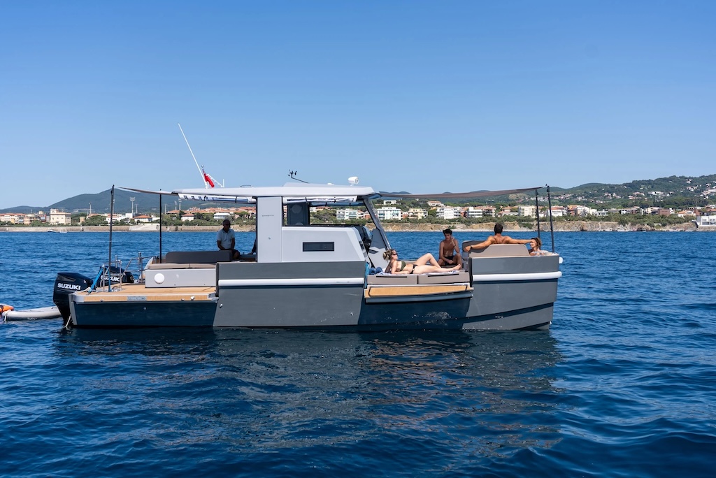 Tuccoli Marine al Salone di Genova 2024: nuovo T295, catamarano custom e fisherman evoluti. Innovazione nautica italiana.