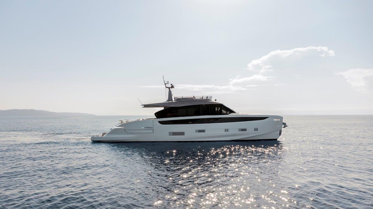 Il nuovo Azimut Seadeck 7 trionfa al Design Innovation Award 2024: il primo yacht full hybrid sotto i 24 metri con Volvo Penta IPS.