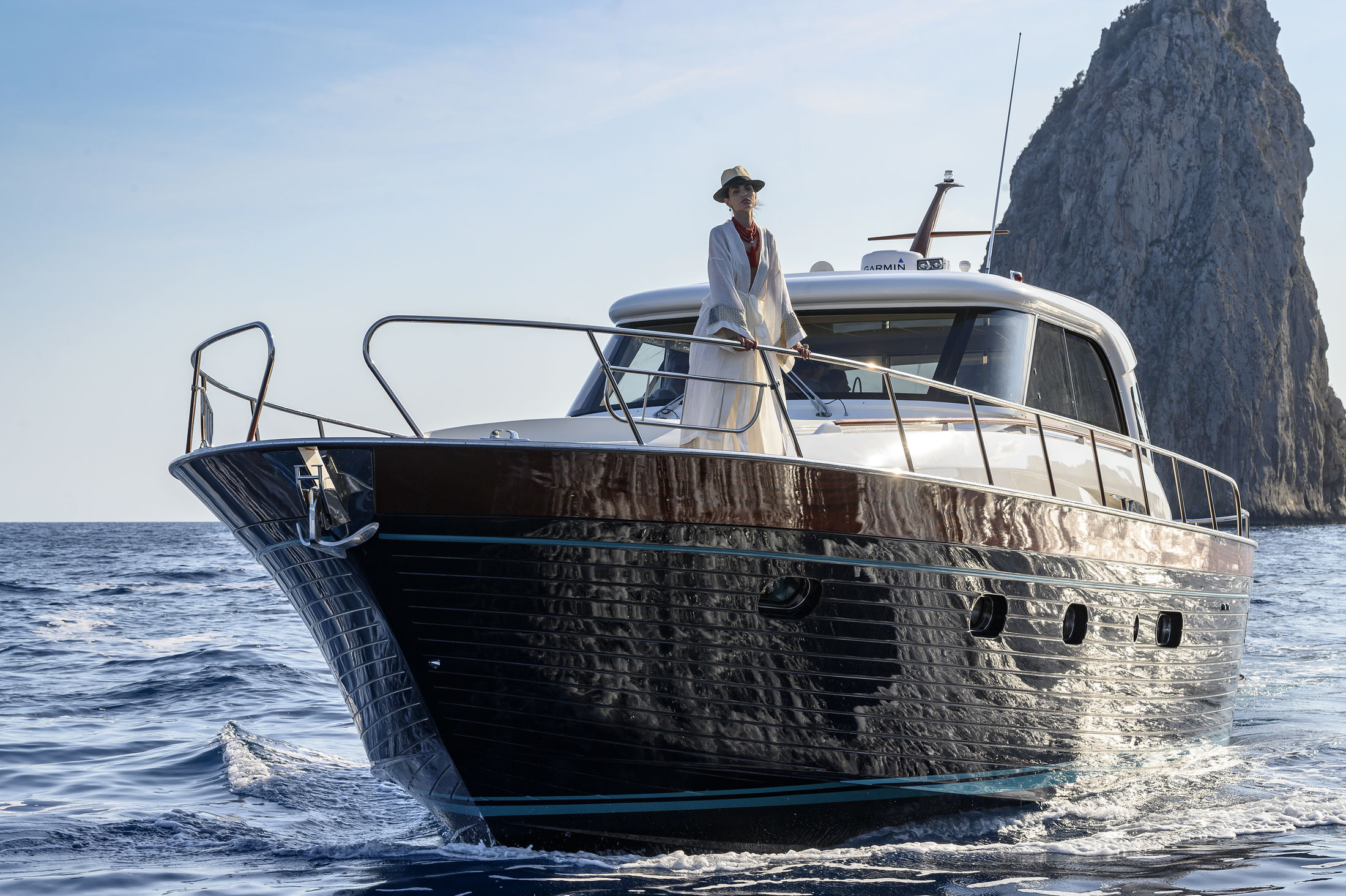 Apreamare lancia "Apreamare Refit", un servizio dedicato per il restauro e la manutenzione delle sue imbarcazioni.