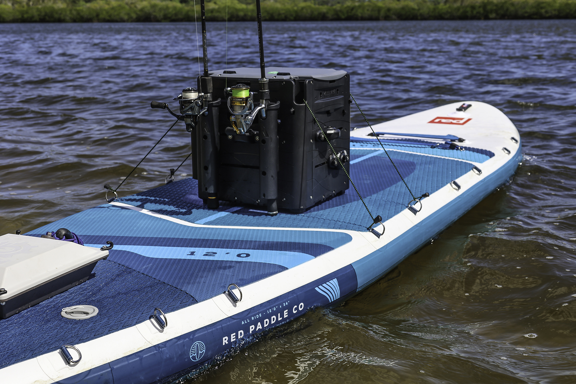 Osculati diventa distributore esclusivo in Italia dei prodotti RAILBLAZA, portando sul mercato soluzioni innovative di montaggio.