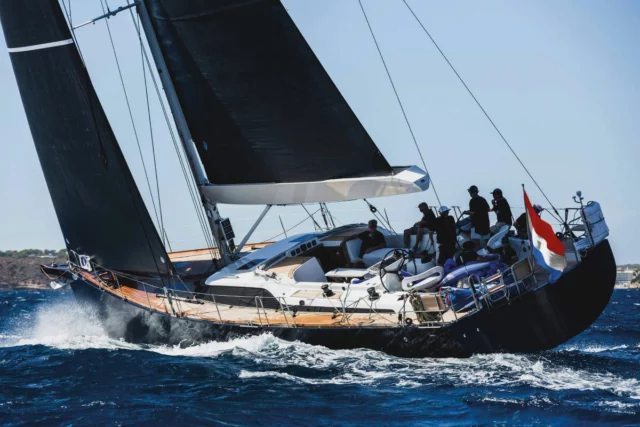 Contest Yachts 63 CS