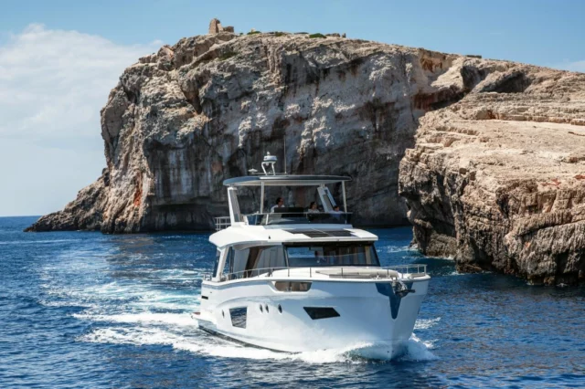 Greenline Yachts 58 Fly Hybrid