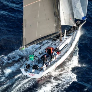 Italia trionfa alla Rolex Middle Sea Race 2024: Kuka 3 vince in ORC, Lucente primeggia in Class 40. Successi e sfide estreme.