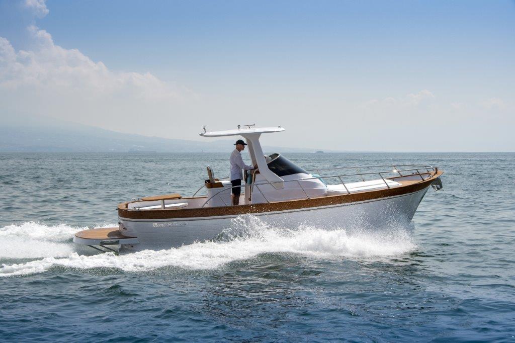 Cantiere Mimì debutta a Navigare 2024 a Napoli con i best seller Libeccio, dopo il successo al Bosphorus Boat Show di Istanbul.