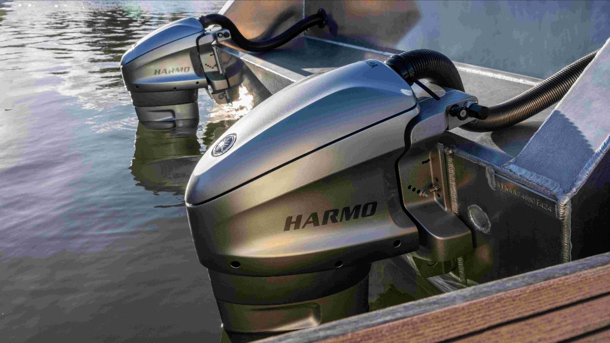 Yamaha presenta HARMO 2.0: fuoribordo elettrico innovativo, silenzioso e versatile, ideale per una nautica sostenibile.