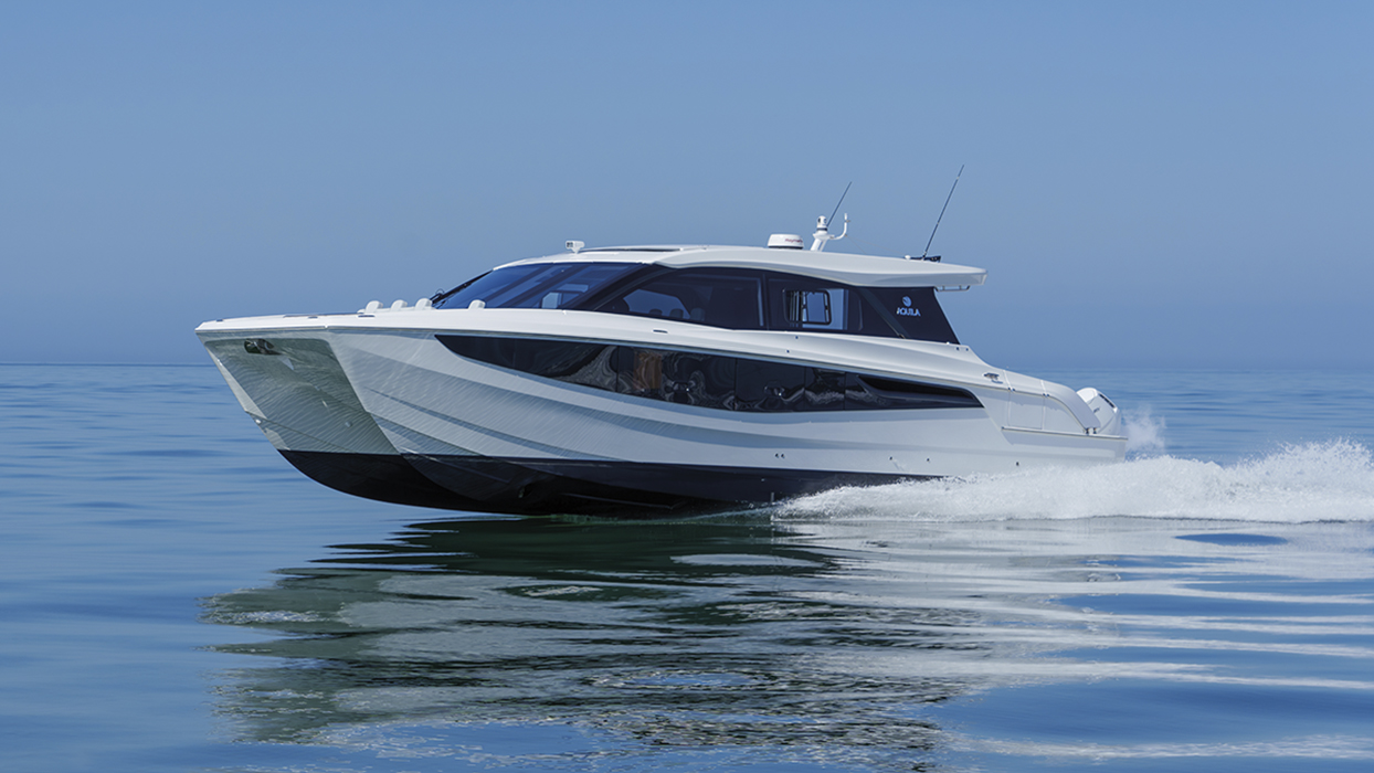 Focus sull’Aquila 46 Coupe