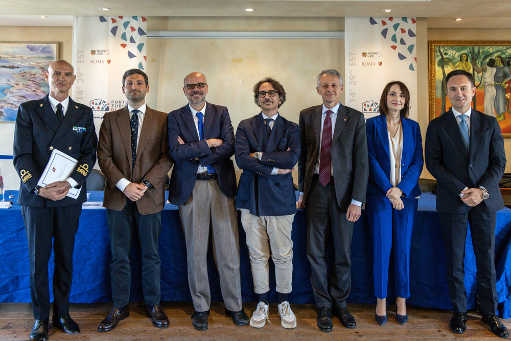 Oltre 1.200 studenti al Porto di Roma per la Giornata del Mare 2025 con Confindustria Nautica e FIV.