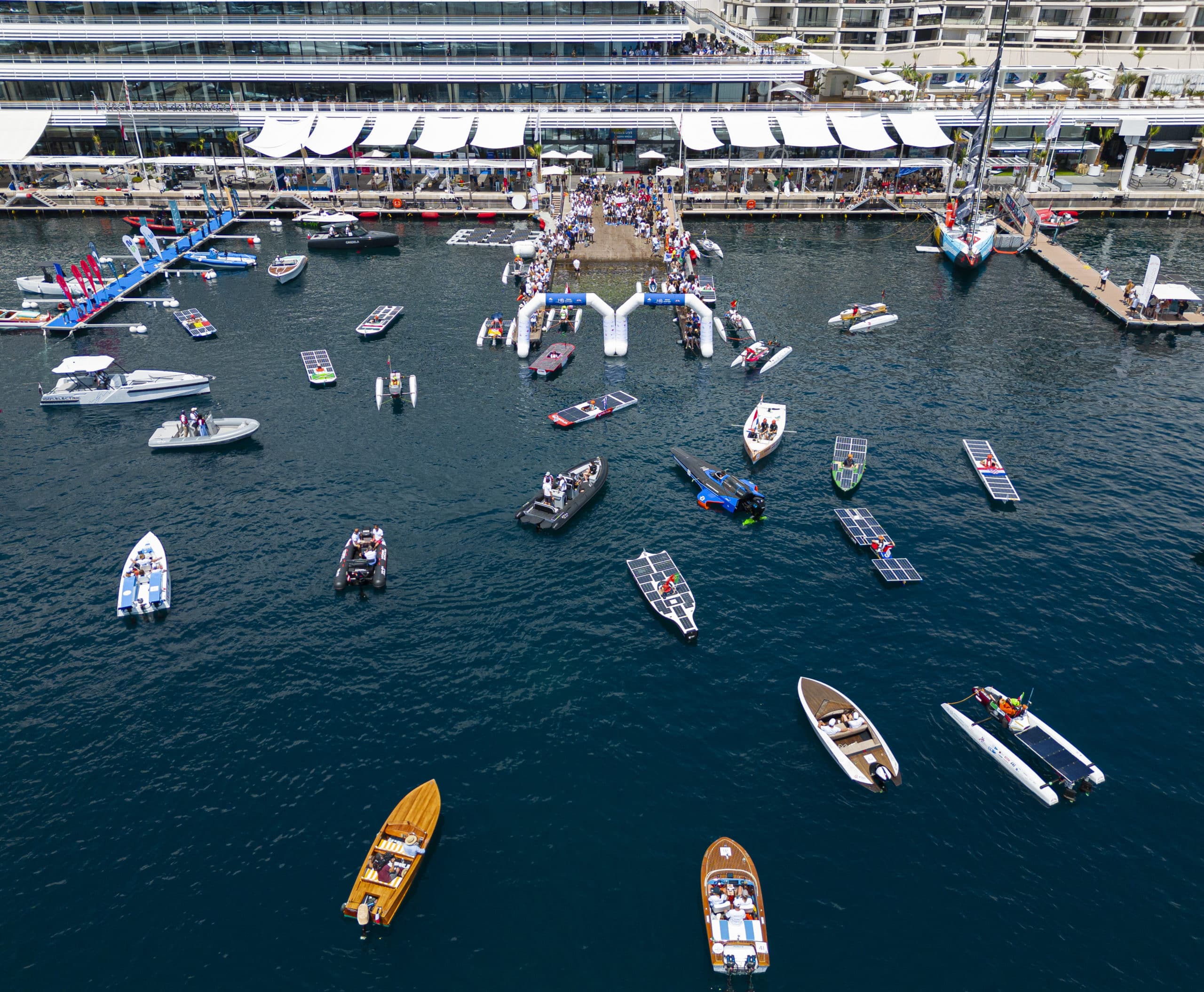 NatPower H fornirà idrogeno gratuito alla Monaco Energy Boat Challenge 2025, accelerando l'innovazione nella nautica sostenibile.