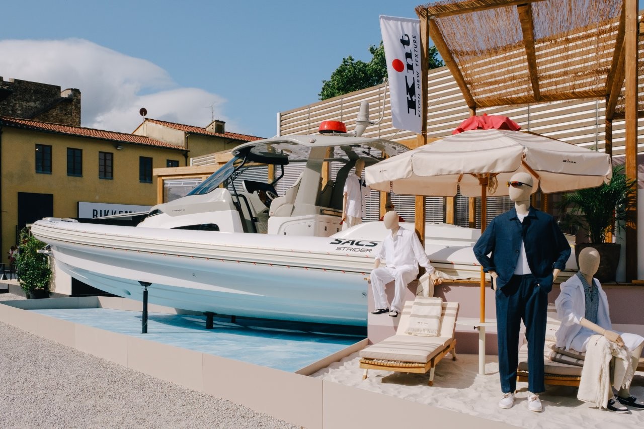 SACS e Kiton lanciano Strider 13 KNT x SACS al Pitti Uomo 2025. Maxi RIB luxury design Christian Grande 13,50m.