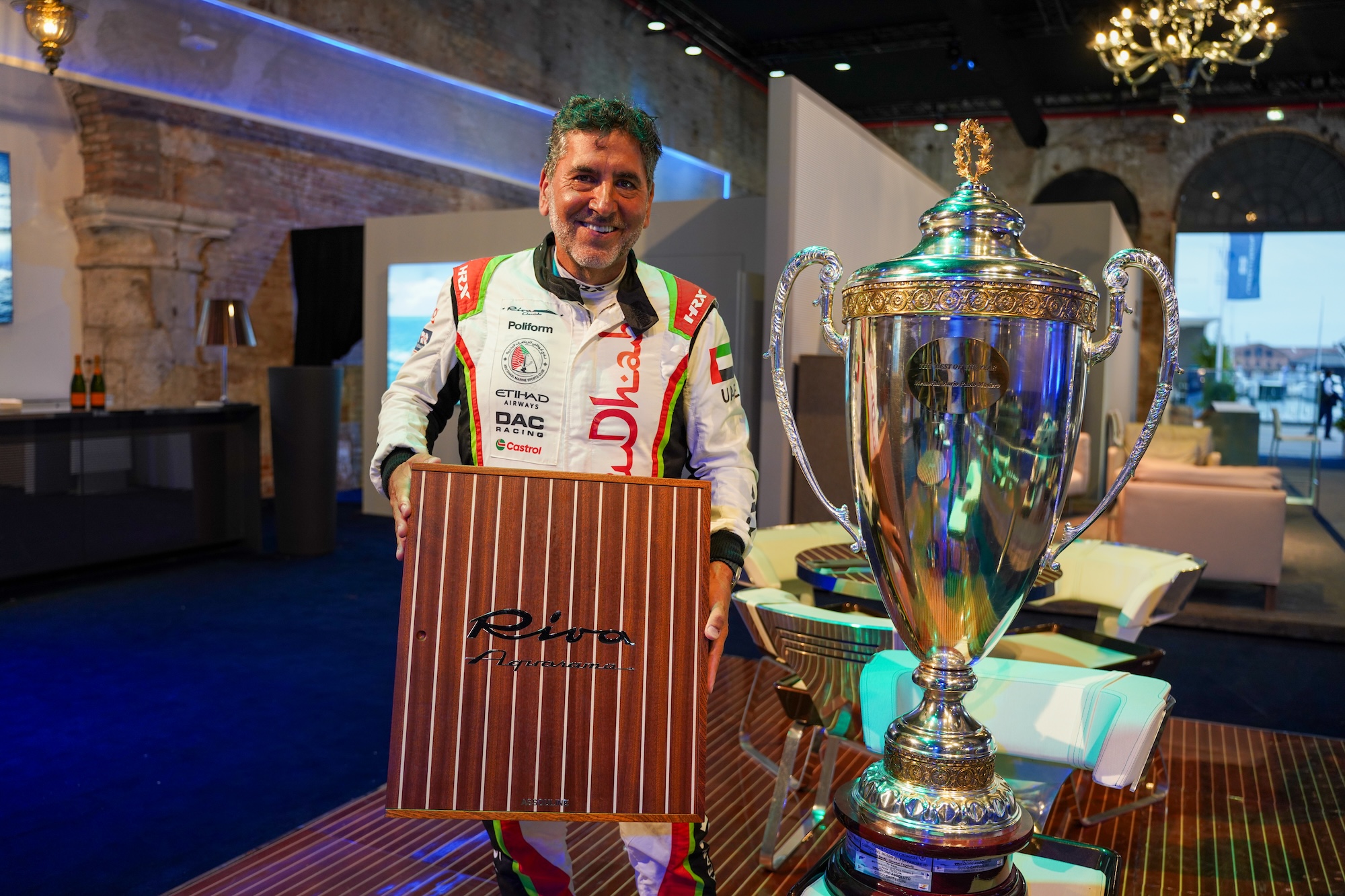 Guido Cappellini e Riva Classiche firmano un nuovo record storico al Raid Pavia-Venezia con 207,26 km/h.