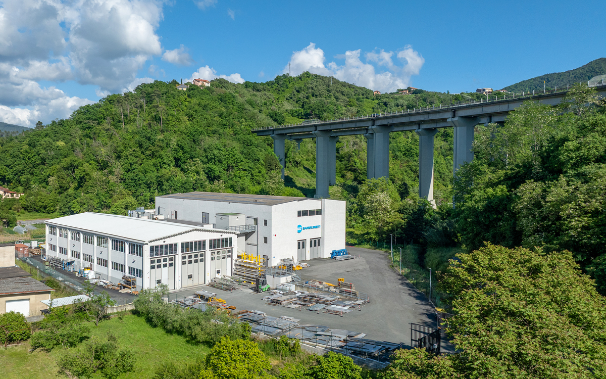 Sanguineti inaugura nuovo stabilimento 8.000 mq a Casarza Ligure: fatturato raddoppiato e tecnologie 4.0 per superyacht