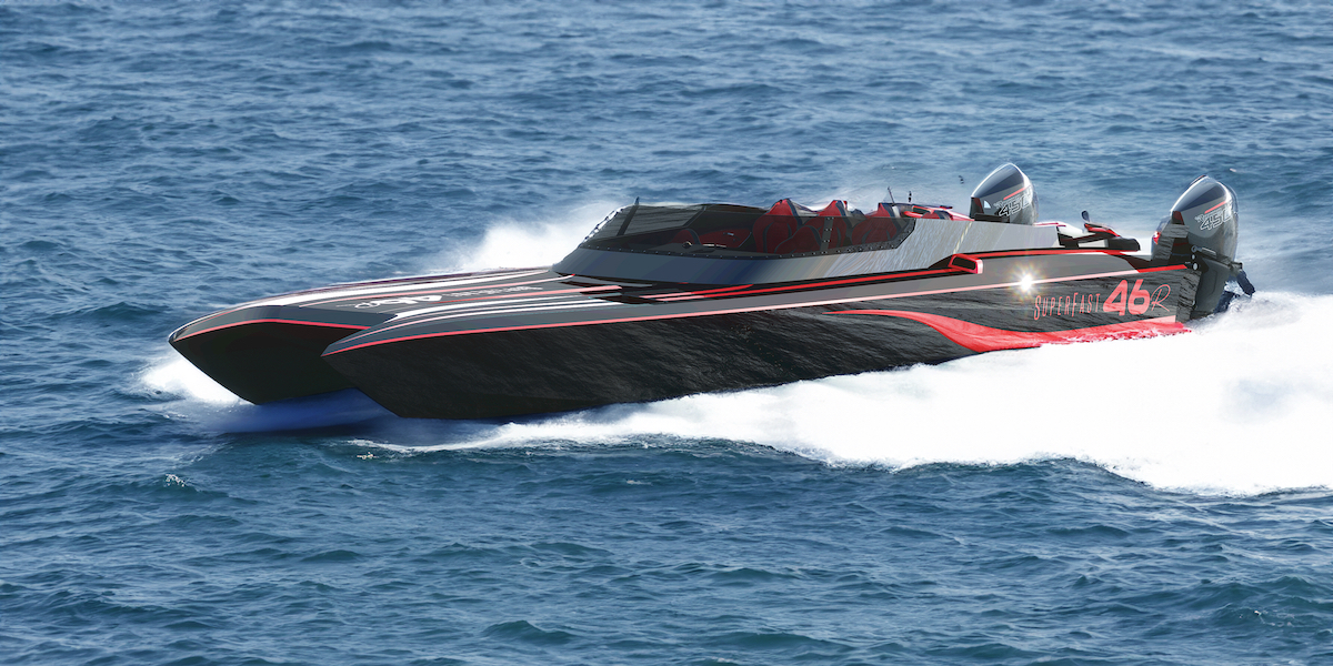 VISIONF Superfast 46 speedboat 14m raggiunge 80 nodi. Motori Mercury 450 HP, debutto mondiale Cannes Festival 2025
