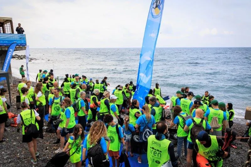 Spazzapnea 2025 si conclude con successo: 443 volontari hanno raccolto 6 tonnellate di rifiuti in 10 località italiane.