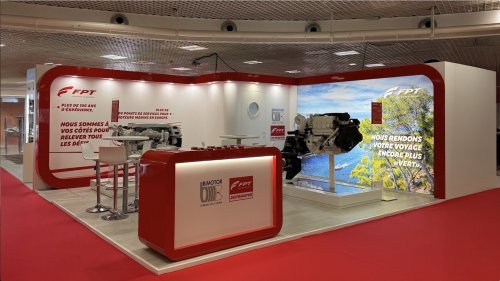 FPT Industrial e Bimotor presentano i motori marini N67 570 EVO e S30 al Cannes Yachting Festival 2025.